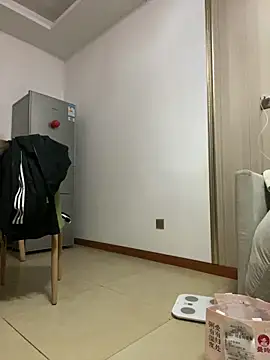 Snapshot of Rabbit-15 chatting on May 1, 11:59 am Rabbit-15 online show from May 1, 11:59 am