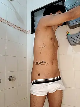 ian smith  online show from April 5, 11:18 am