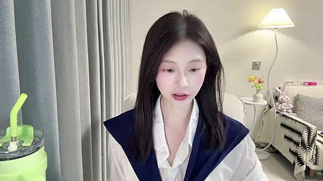 DYyyyyy-- online show from April 13, 11:37 am