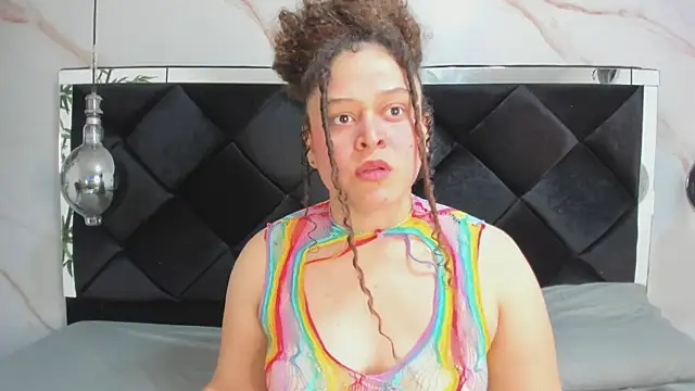 IrinaVoshh  online show from February 6, 7:17 pm