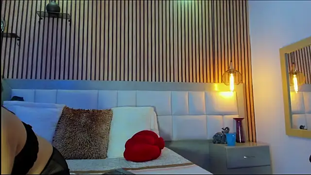 Georgia Vega online show from March 4, 7:31 pm