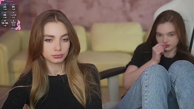 Snapshot of Zlata_Sky chatting on January 30, 1:55 am Zlata Sky online show from January 30, 1:55 am