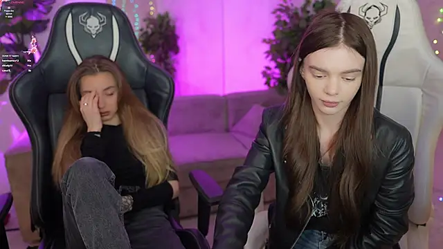 Snapshot of Zlata_Sky chatting on March 14, 7:34 pm Zlata Sky online show from March 14, 7:34 pm