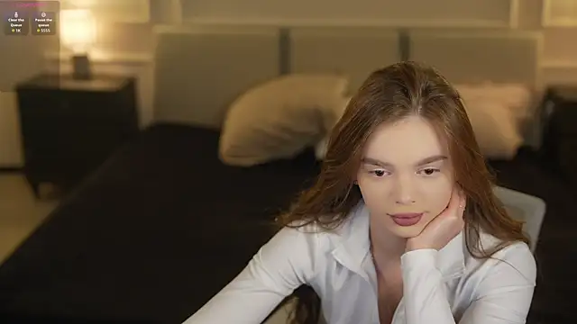 Snapshot of Zlata_Sky chatting on October 20, 4:07 pm Zlata Sky online show from October 20, 4:07 pm