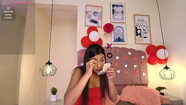 Ateneaaa  online show from February 14, 7:32 pm