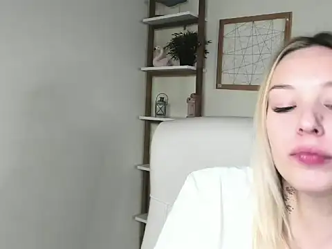 VelvetAngela online show from February 23, 1:41 pm