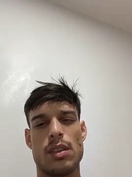 Snapshot of ruffvip chatting on March 17, 12:48 am ruffvip online show from March 17, 12:48 am