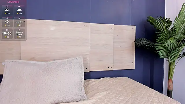 GrettaRouse online show from April 15, 2:51 am