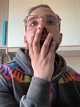 no-name15 online show from April 11, 12:42 pm