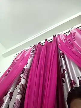 Snapshot of Rotna_begum chatting on February 5, 6:23 pm Rotna begum online show from February 5, 6:23 pm