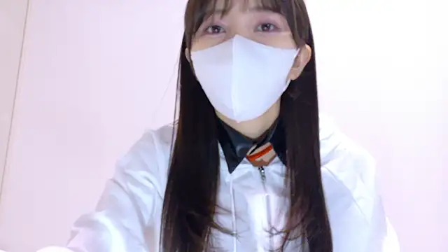 Snapshot of The_Ami_jp chatting on February 14, 2:08 am The Ami jp online show from February 14, 2:08 am