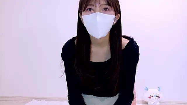 Snapshot of The_Ami_jp chatting on February 24, 10:13 am The Ami jp online show from February 24, 10:13 am