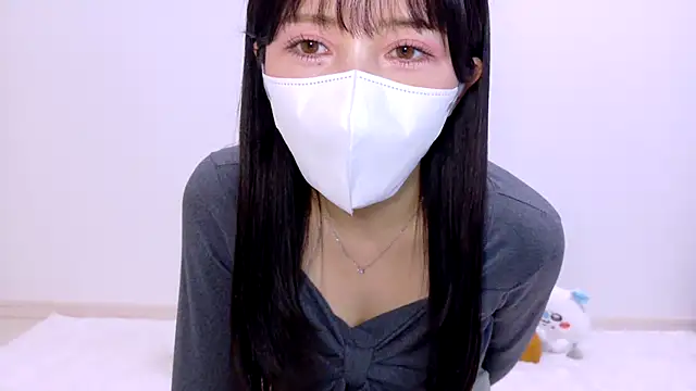 Snapshot of The_Ami_jp chatting on March 7, 2:19 am The Ami jp online show from March 7, 2:19 am