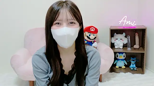 Snapshot of The_Ami_jp chatting on May 23, 2:17 am The Ami jp online show from May 23, 2:17 am