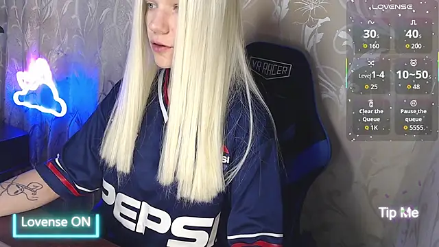 Shiny Victoria online show from April 1, 9:43 am