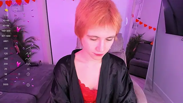 AutumnWhisper online show from February 18, 9:00 pm