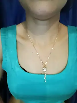 Snapshot of Saxy_bhabhi79 chatting on June 28, 9:59 am Saxy bhabhi79 online show from June 28, 9:59 am
