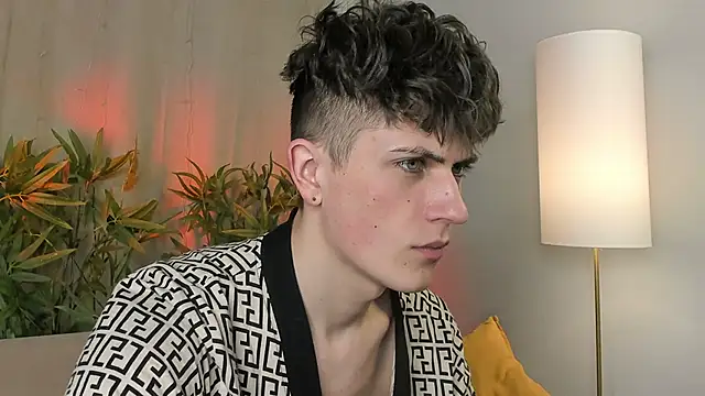 Rony Joy online show from April 22, 8:10 pm