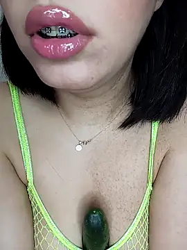 kamilia sexyy online show from April 20, 12:30 pm