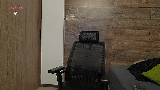 connor h1 online show from March 22, 4:16 am