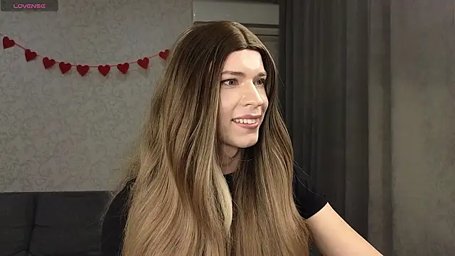 Anna inHear online show from February 22, 6:06 pm