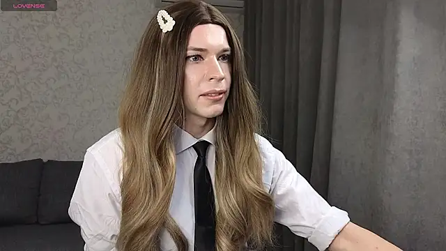 Anna inHear online show from March 13, 5:30 pm