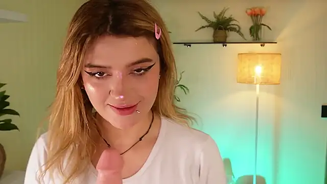 Kore  1 online show from March 21, 7:28 pm