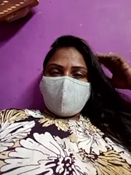 Tamil Hot Nisha online show from March 4, 10:27 pm