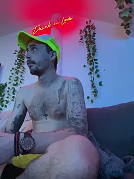 Piratee666 online show from February 4, 12:27 am