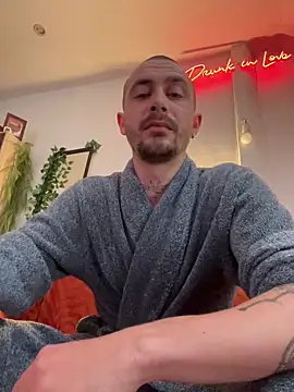 Piratee666 online show from March 30, 7:31 am