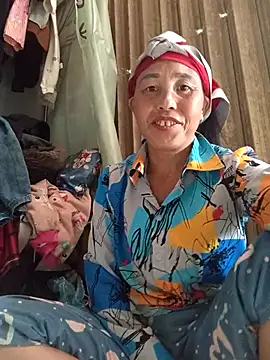 lena-cute online show from April 23, 6:58 am