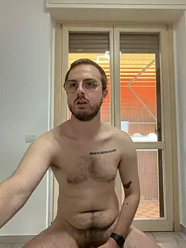 Snapshot of ItalianAlex chatting on June 24, 1:32 pm ItalianAlex online show from June 24, 1:32 pm