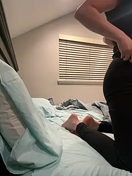 xxlivecouple online show from March 8, 5:33 am