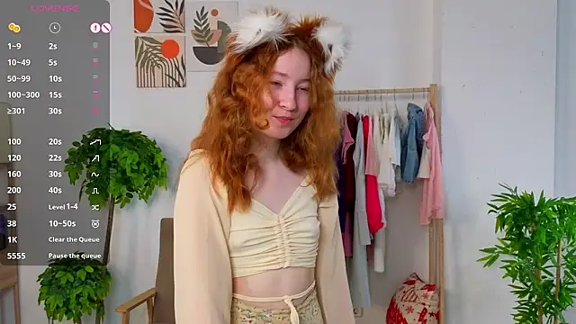 MaraButtrey online show from May 26, 1:23 am