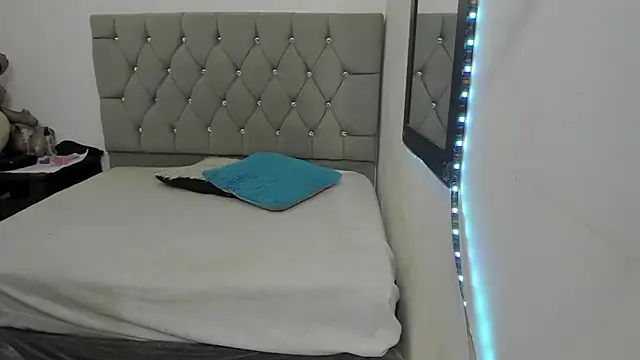  1DERECK online show from February 20, 9:43 am