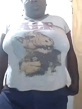 bonny1634 online show from May 4, 12:34 pm