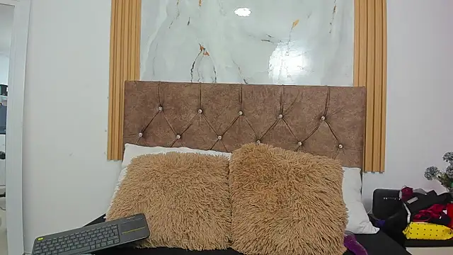 Candyfox2606 online show from February 19, 2:46 pm