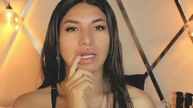 MeelFox online show from March 14, 12:32 pm