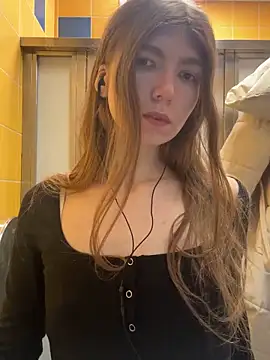 Bubble Chloe online show from February 21, 8:04 am