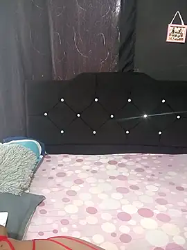 Salome Vivas online show from February 15, 2:58 pm