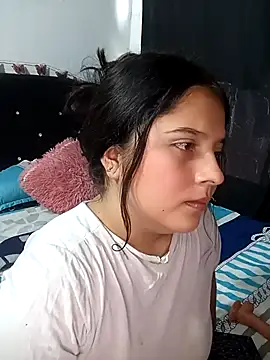 Salome Vivas online show from April 19, 2:49 pm