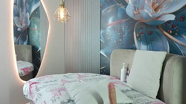 rouxinferno cr online show from April 21, 3:35 am