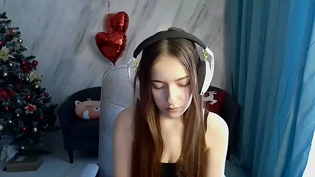 olivia by online show from February 16, 11:28 am