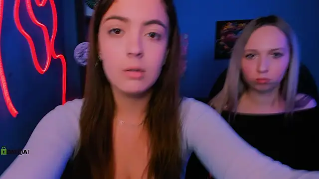 jennifer sheil online show from March 5, 9:22 pm