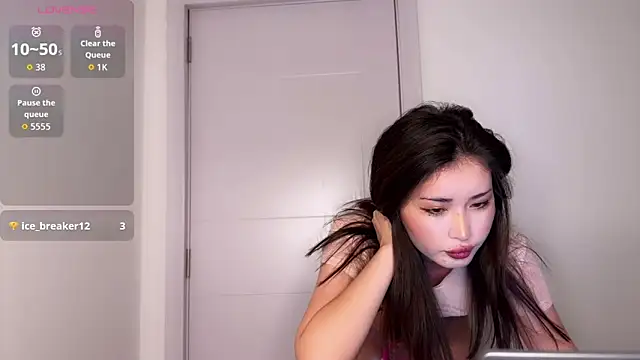  Nanami online show from April 17, 4:10 pm