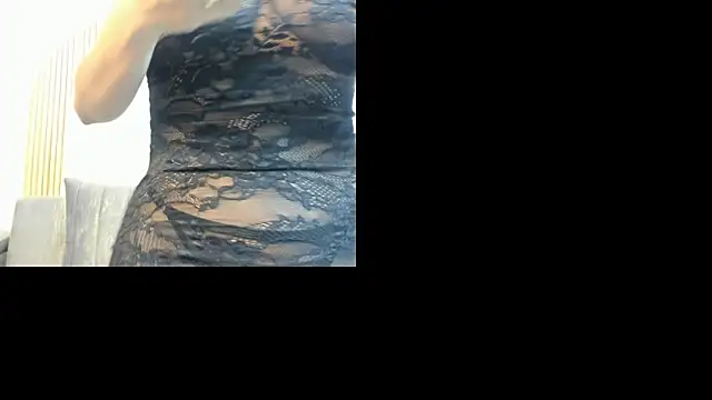 violet scott  online show from February 17, 10:45 am