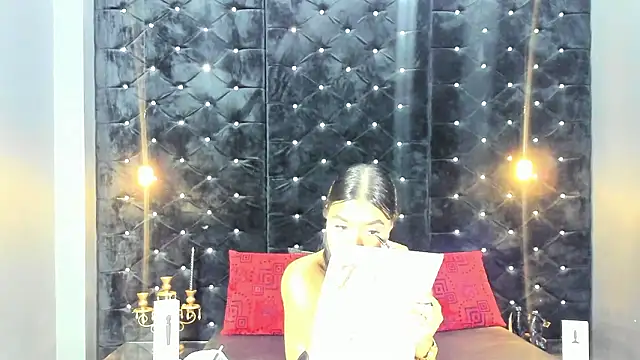 MiaWolton online show from February 2, 11:58 pm