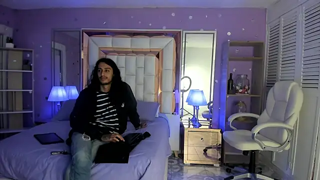 Goldentemptation  online show from July 27, 7:54 pm