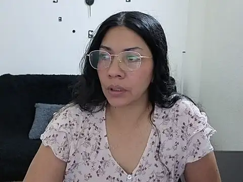 johana collins online show from March 10, 2:11 pm