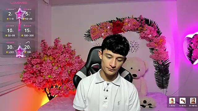 Patrick Howland  online show from March 26, 4:18 am